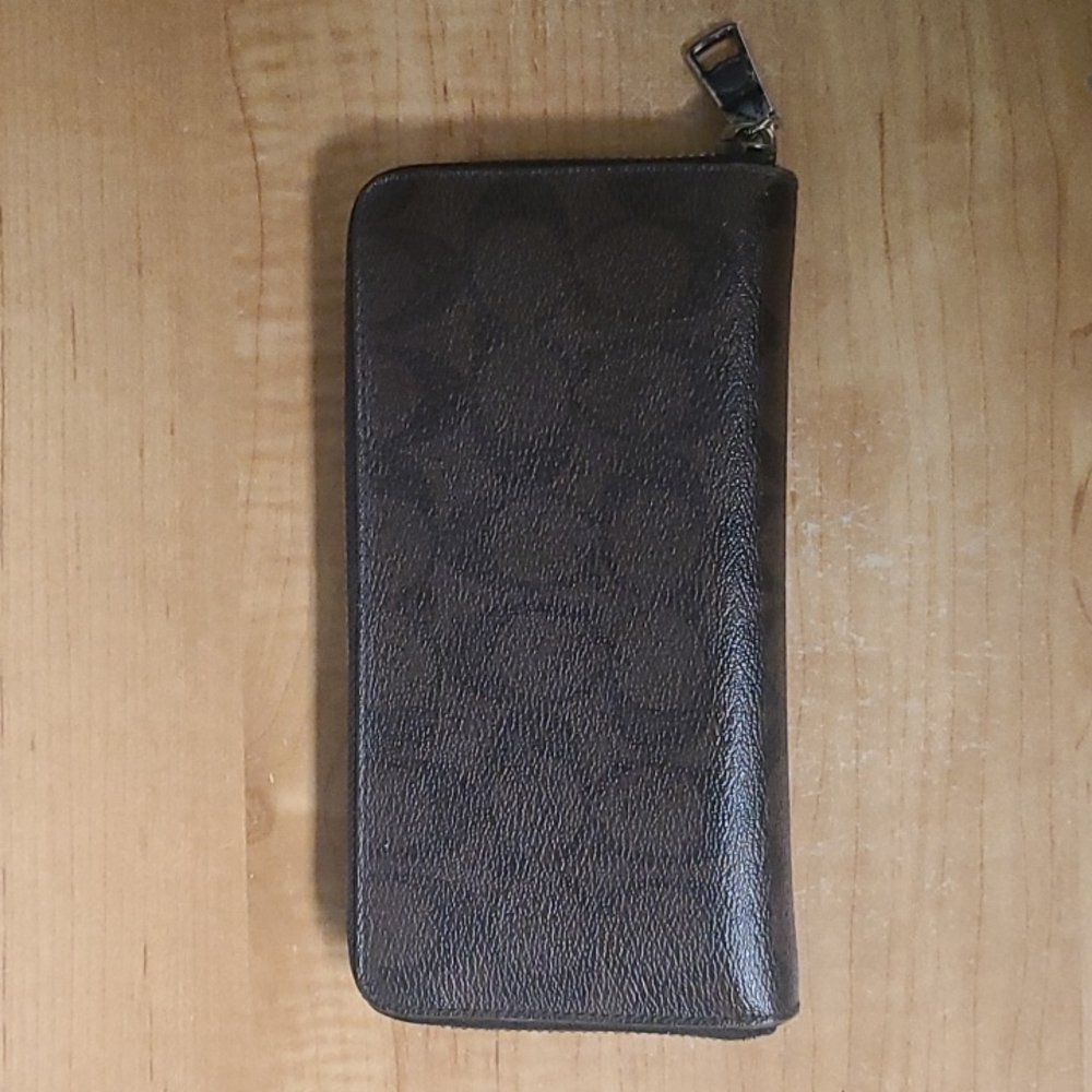 Coach Zip Continental Wallet - Picture 2 of 7